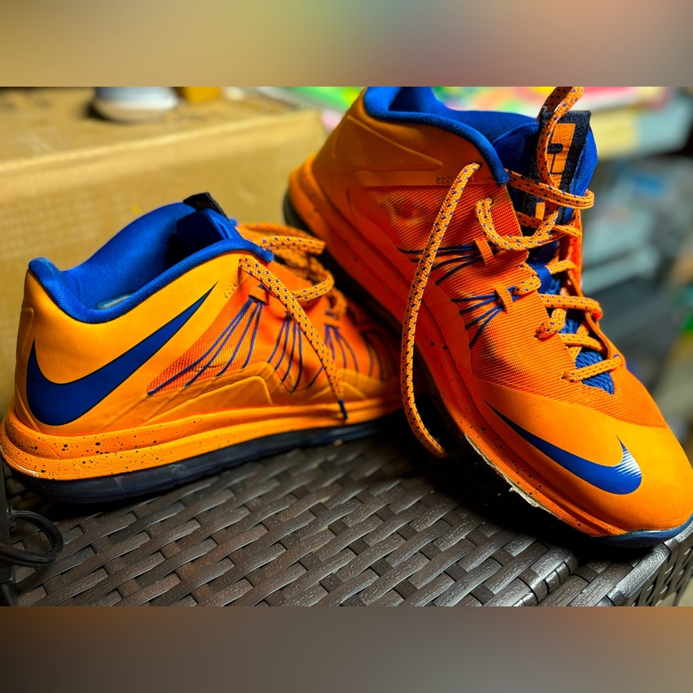 Nike LeBron X Low 'Knicks HWC' LE Bright/Citrus/Hyper/Blue size 9.5 men’s